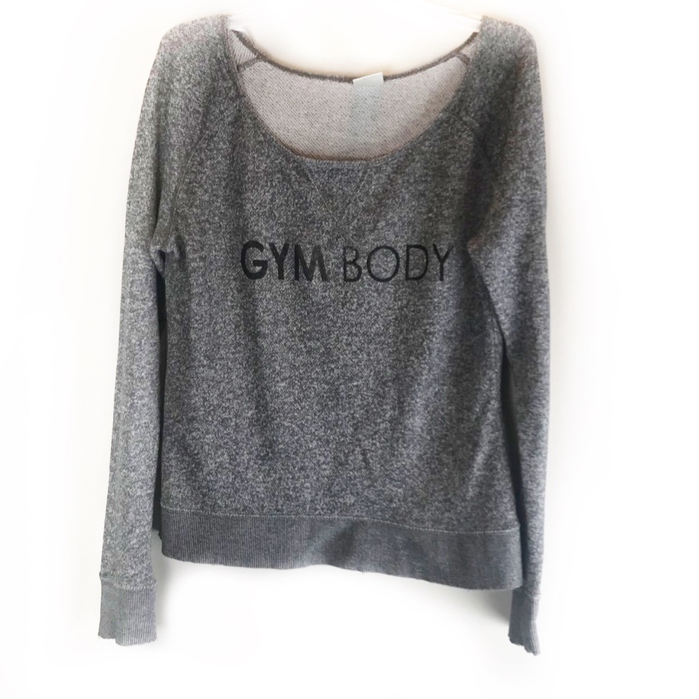 Gym body long sleeve crop top!